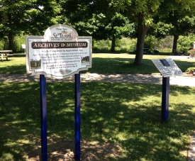 Direction Signs Added to Park and Archives